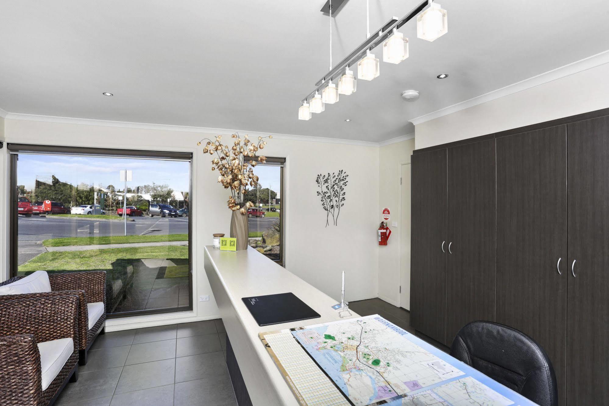 Elm Tree Motel Warrnambool Exterior photo