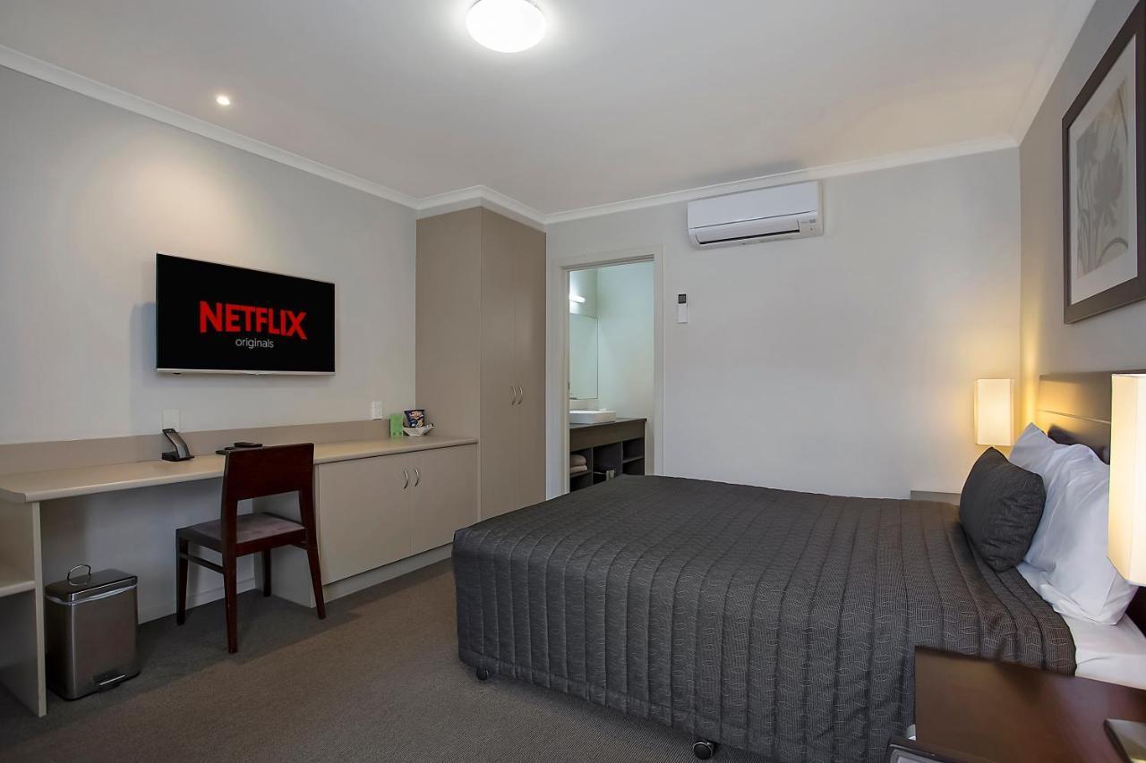 Elm Tree Motel Warrnambool Exterior photo